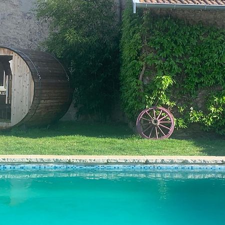 Le Saint-Hilaire Bed and Breakfast Exteriör bild