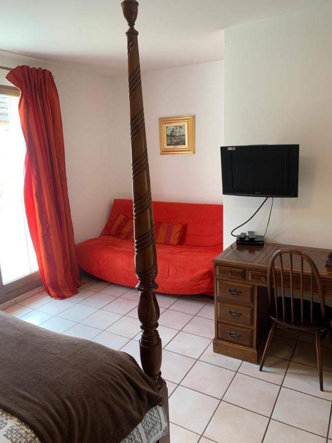 Le Saint-Hilaire Bed and Breakfast Exteriör bild